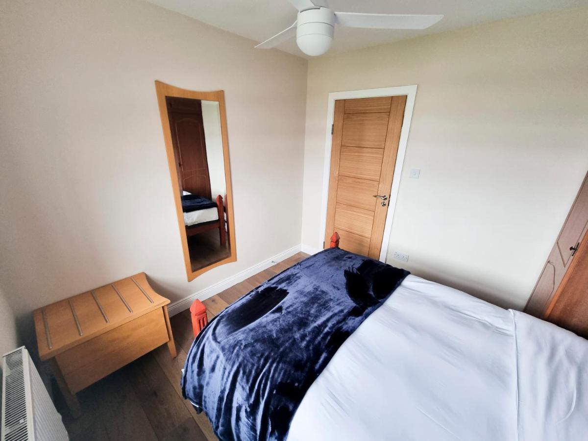 3 Bed Renovated Cottage Carramore Lake, Belmullet Ballina  Exteriör bild